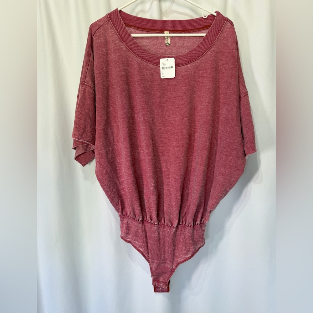 NWT free people Women's Dusty Rose Batwing Bodysuit t shirt Top